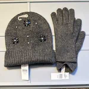 LOFT Beanie and Glove Set - Stone Cluster NWT